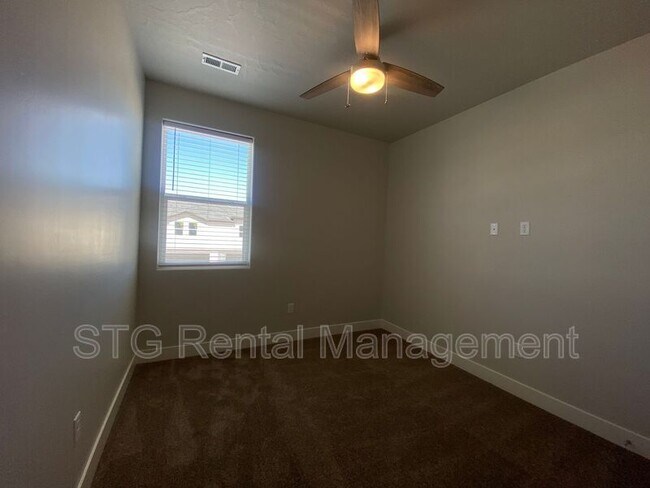 Building Photo - 1130 S 4380 W