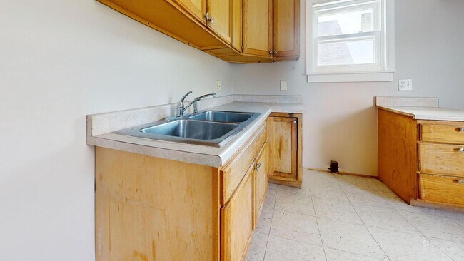 Building Photo - 2295 11th St SW
