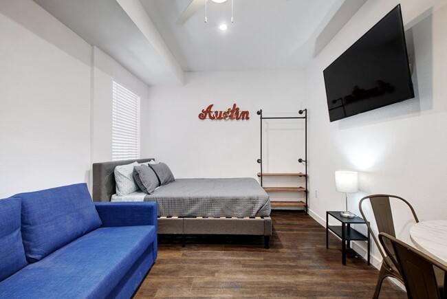 Building Photo - West Campus Studio @ Avia Apartments