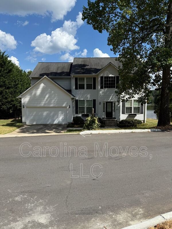 Primary Photo - 2208 Howlong Ave
