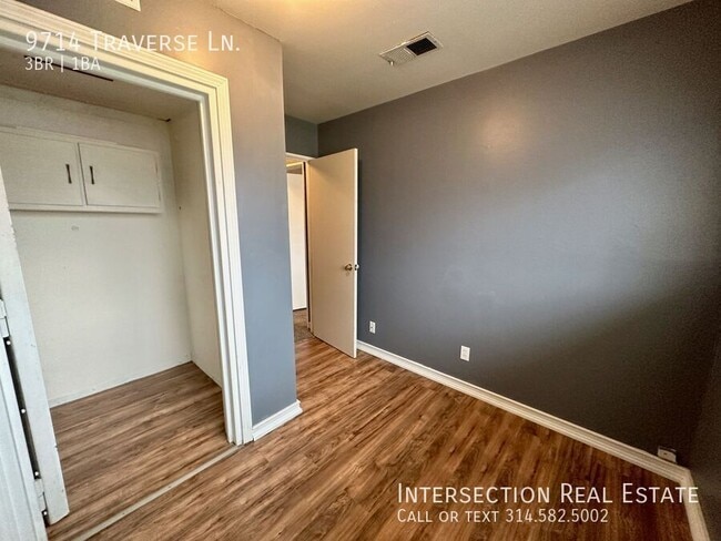 Building Photo - 9714 Traverse Ln