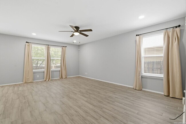 Building Photo - 655 Rattler Bluff