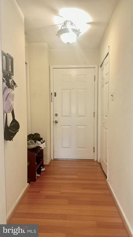 Building Photo - 2634 N Centre St