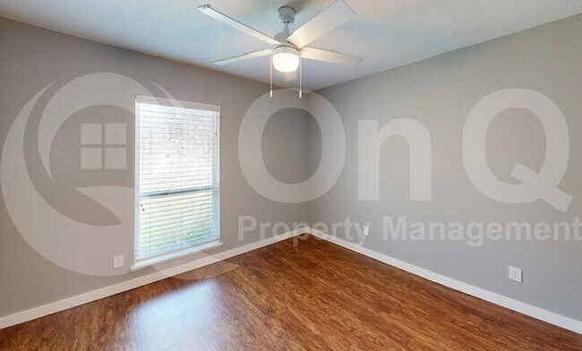 Building Photo - 3014 Tres Logos Ln
