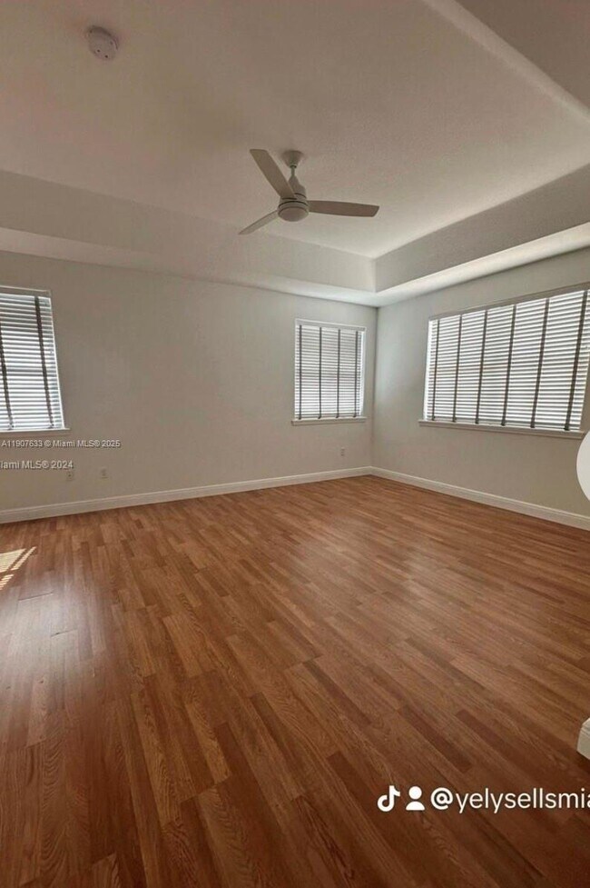 Building Photo - 16314 SW 61st Ln