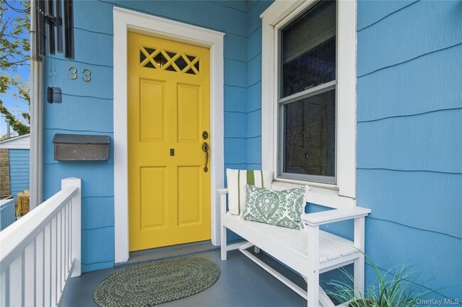 Building Photo - 33 Lydecker St