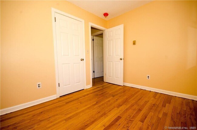 Building Photo - 30 Cavasin Dr