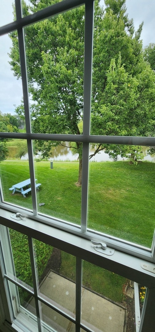 Building Photo - 621 Woodhaven Dr