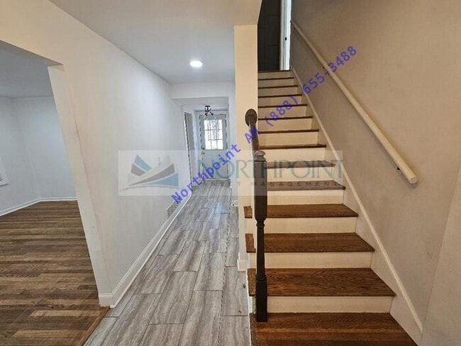 Building Photo - Beautiful 4BR 2BA Home w/ Quartz + SS Kitchen • Fenced Yard • Deck & Porch in SW Atlanta