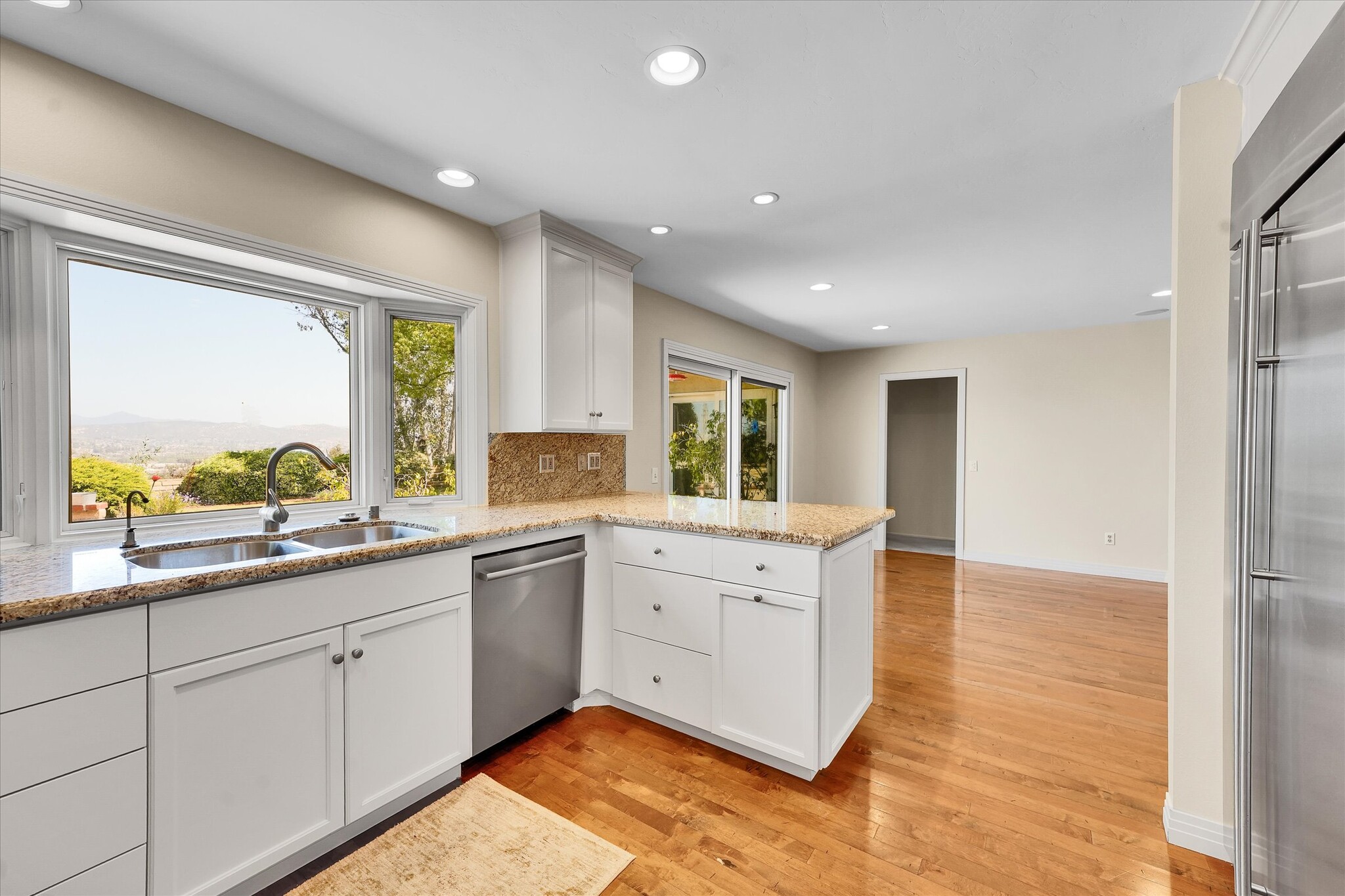 Building Photo - 1939 Ventana Way