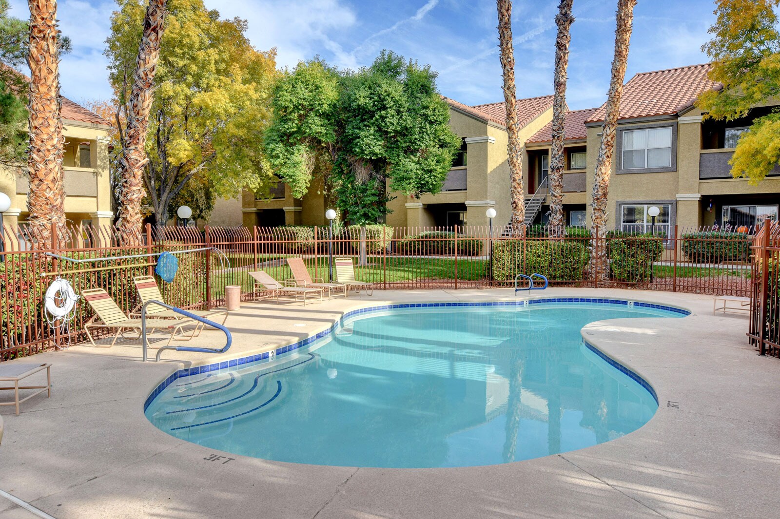 Building Photo - 2300 E Silverado Ranch Blvd