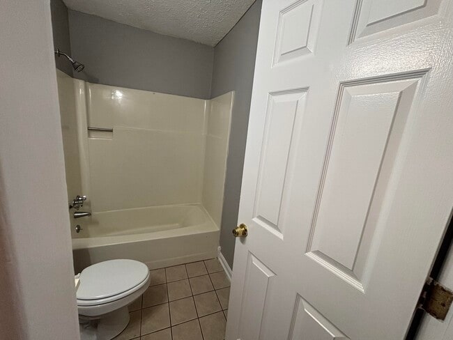 Building Photo - 3183 Beaver Creek Dr