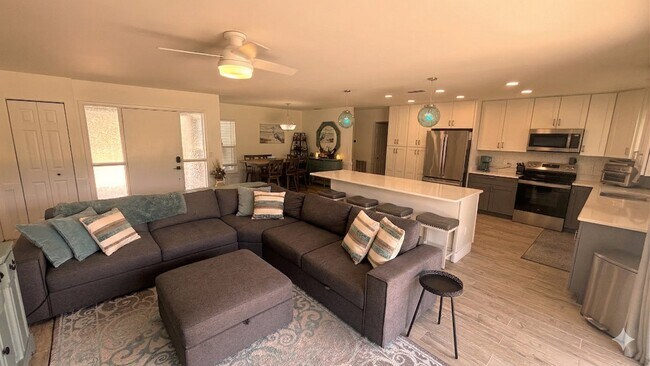 Building Photo - 540 N Afterglow Cir