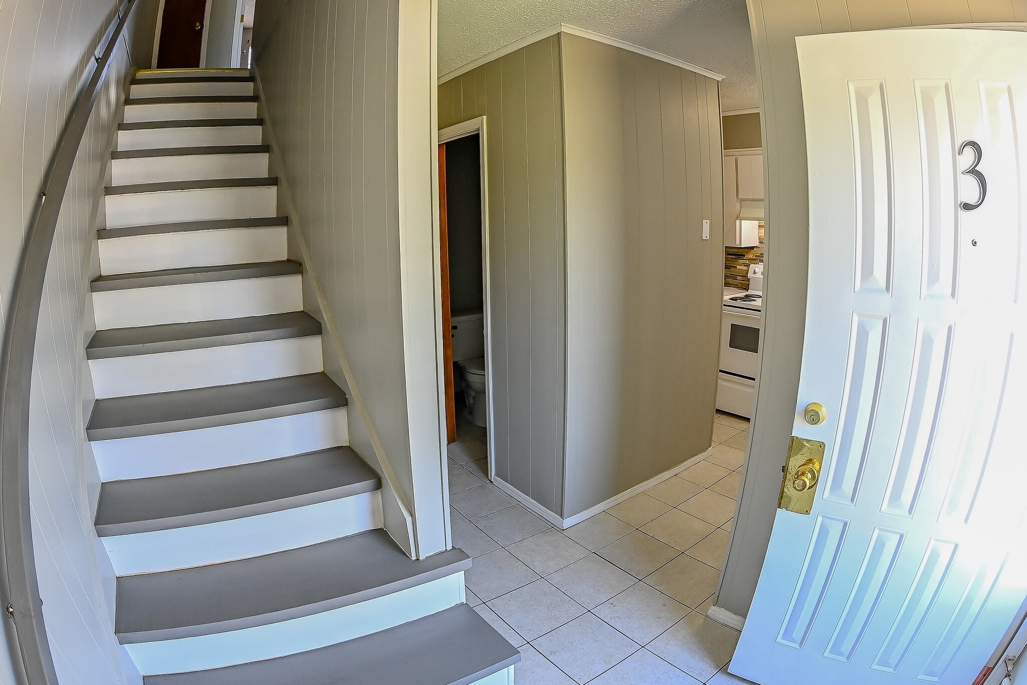 Building Photo - 2054 Garland Ave