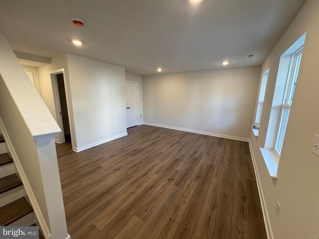 Building Photo - 25 Atkins Dr