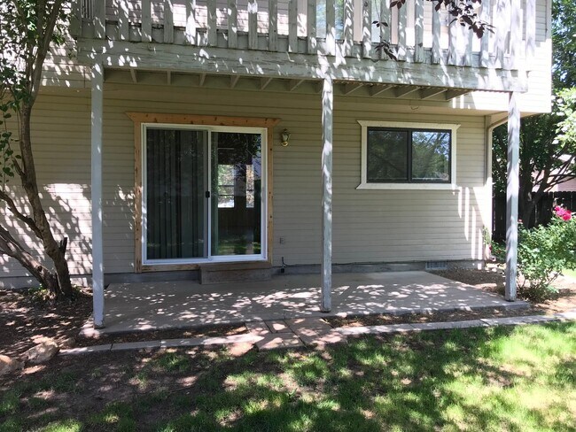 Building Photo - 4271 N Pennfield Pl