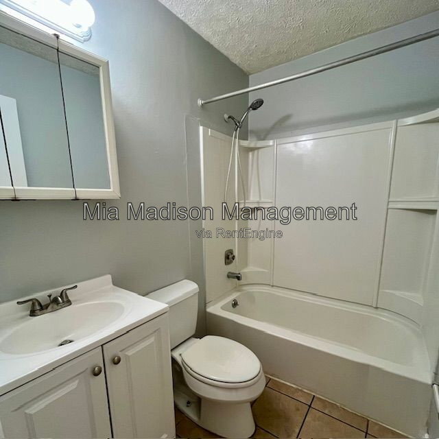 Building Photo - 2522 Semken Ave