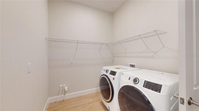 Building Photo - 16419 Isola Pl