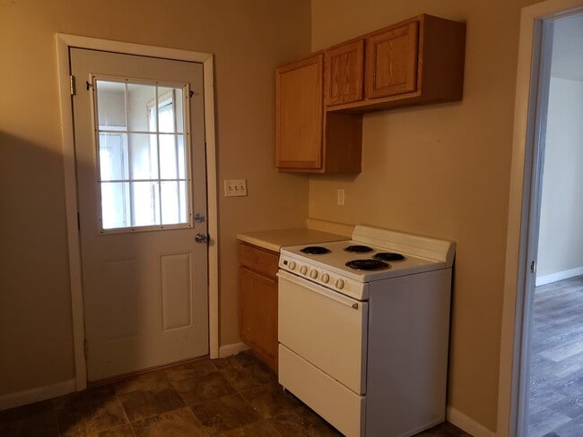 Building Photo - 912 S 4th Ave