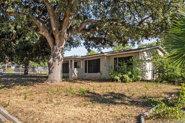 Building Photo - 107 Sabyan Dr