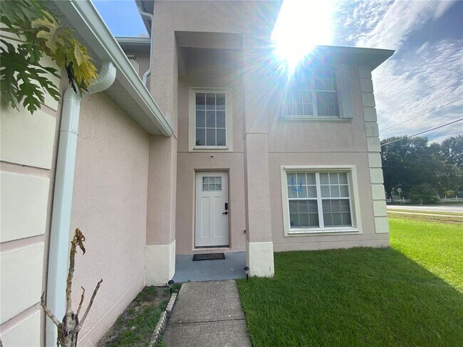 Building Photo - 638 Muskrat Dr