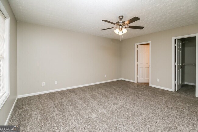Building Photo - 8129 Sterling Ln