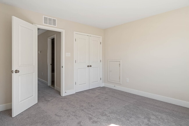 Building Photo - 31515 Deep Pond Ln