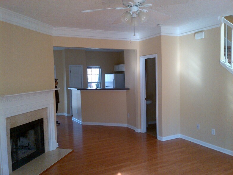 Building Photo - 132 Benfield Cir