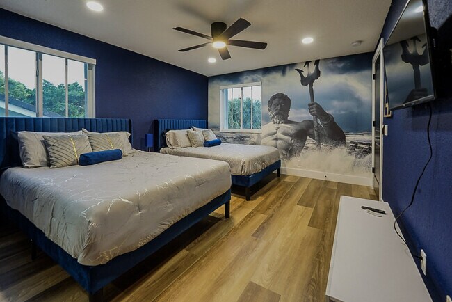 Building Photo - 2609 Center Ave