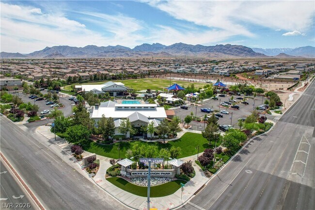 Building Photo - 10362 Vista Argento Ave