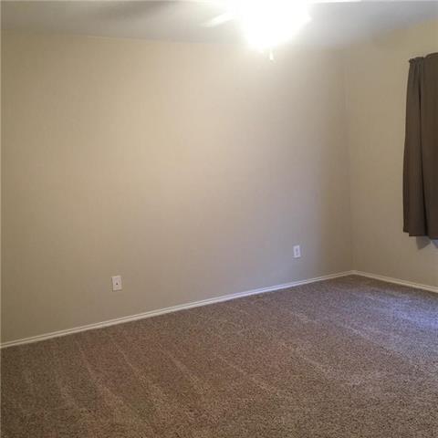Building Photo - 9205 Lenox Dr