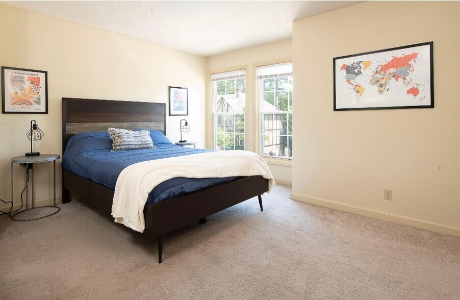 Building Photo - 103 Arcadia Lane Unit D