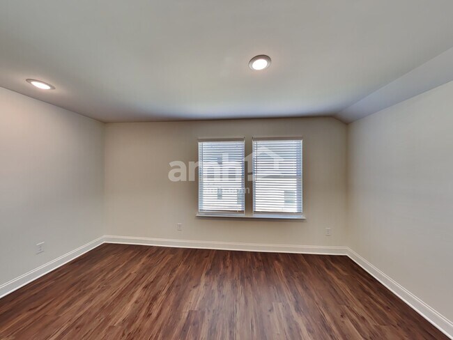 Building Photo - 5356 Pebble Bridge Way