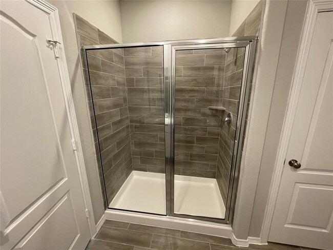 Building Photo - 991 Redinger Ridge Dr