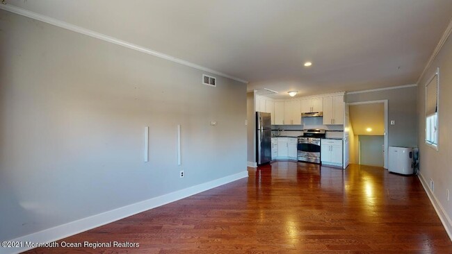 Building Photo - 193 Ludlow St