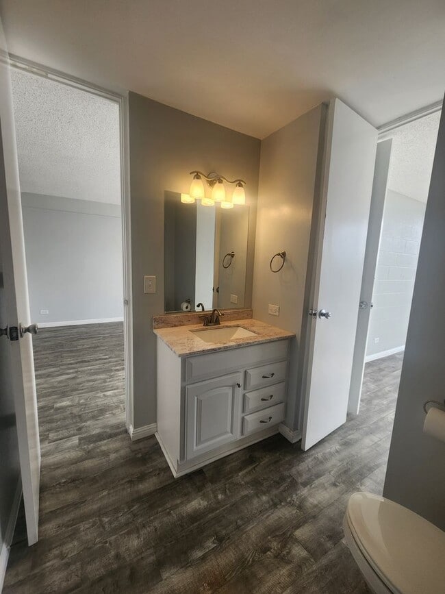 Building Photo - 2302 Kauhale #806