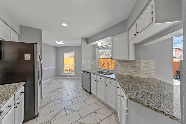 Building Photo - 128 Overbrook Dr