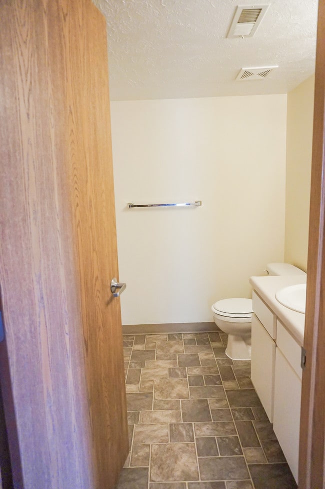 Building Photo - Timber Ridge