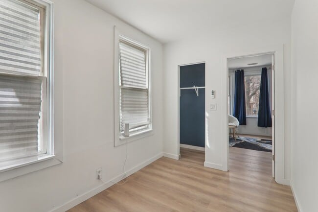 Building Photo - 8807 S Lowe Ave