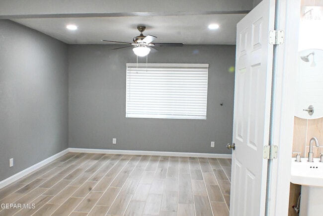 Building Photo - 3405 Hixson Street