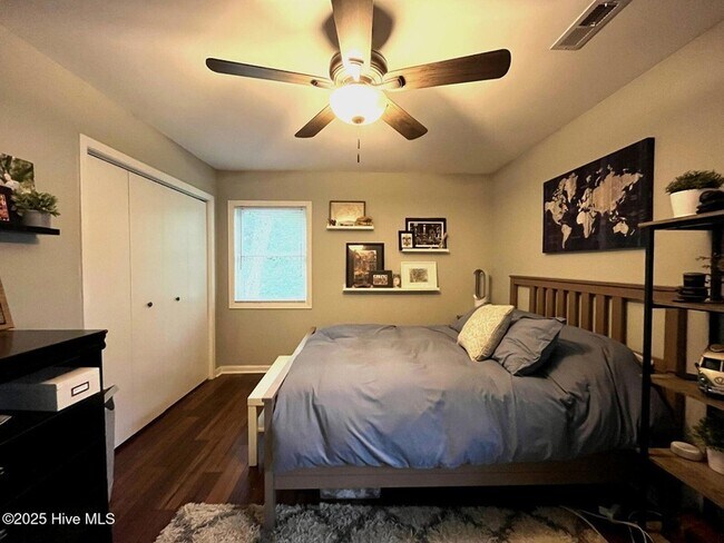 Building Photo - 375 Midland Rd