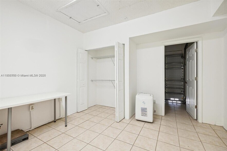 Building Photo - 16502 SW 68th Ter