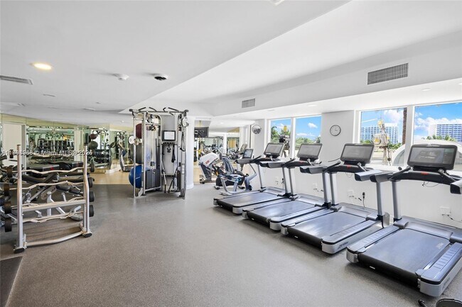 Building Photo - 3200 N Ocean Blvd