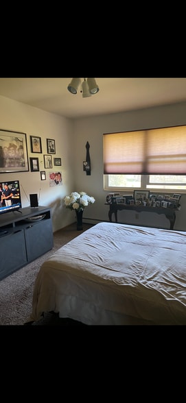 Bedroom - 5625 W Brown Deer Rd