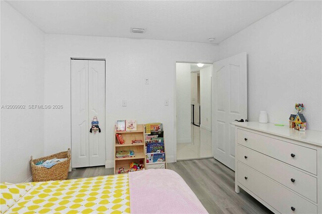 Building Photo - 10921 NW 88th Terrace