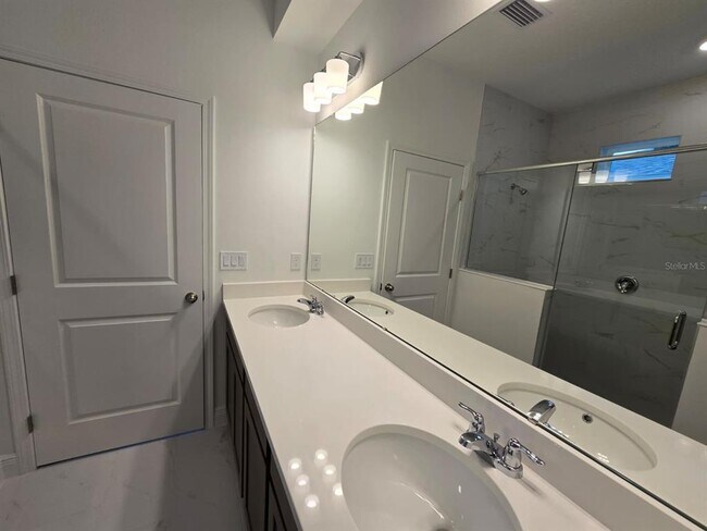 Building Photo - 2303 Juniper Berry Dr