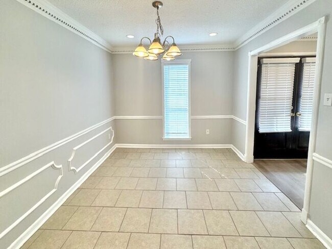 Building Photo - OPEN HOUSE! Renovated Bartlett Home- Highl...