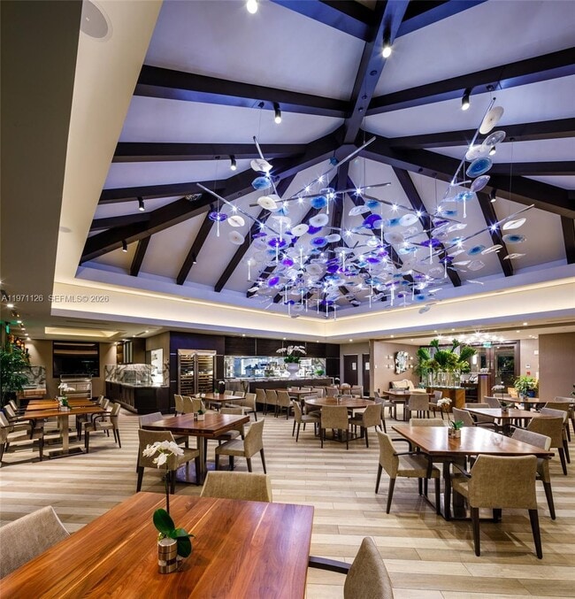 Building Photo - 1000 W Island Blvd