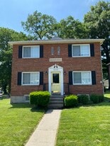 Building Photo - 2200 W Schantz Ave