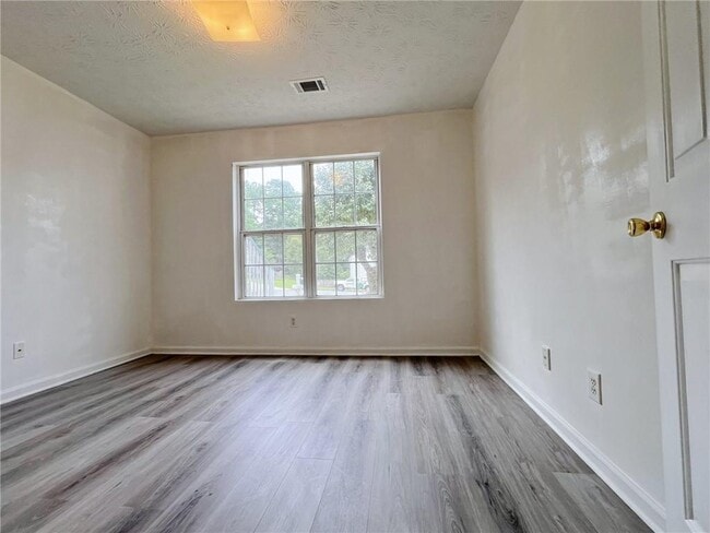 Building Photo - 290 Arden Ridge Ct